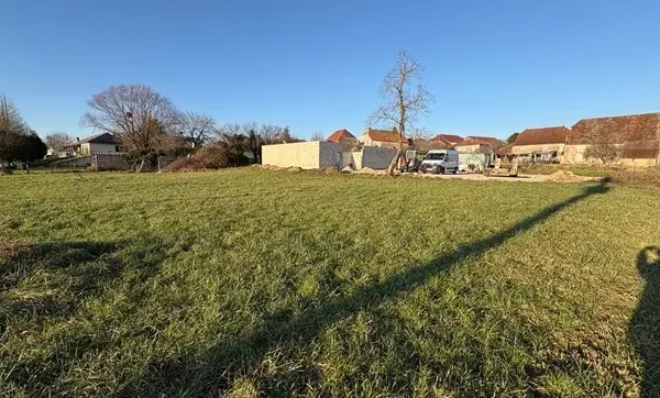 Terrain 577 m²