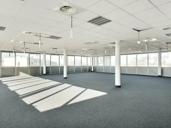 Bureaux 284 m²