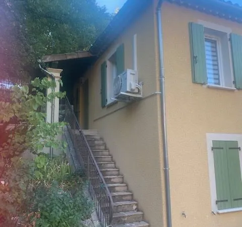 Maison Location Nyons 4p 85m² 1250€