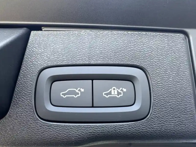 Volvo Xc60 t6 awd hybride rechargeable 253 ch+145 ch geartronic 8 — photo 13