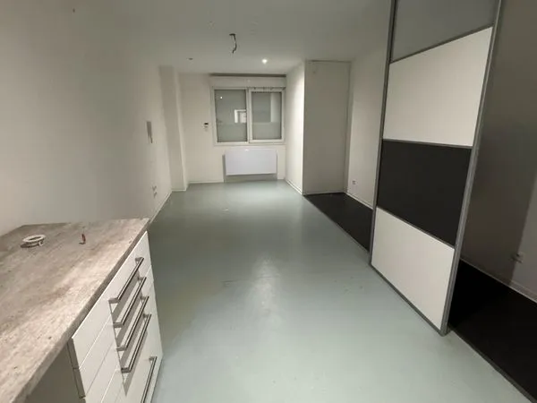 Local professionnel 60 m² RDC - Ludres
