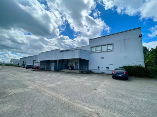 Local d'activité 5430 m²
