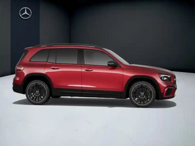 Mercedes Glb 200 d amg line — photo 18