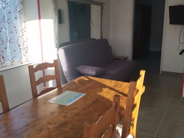 A louer meublé T2