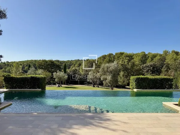 Villa 331 m²