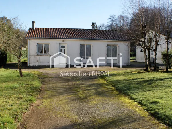 Maison plain pied - 3 chambres - double garage