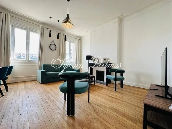 Bureau 350 m²