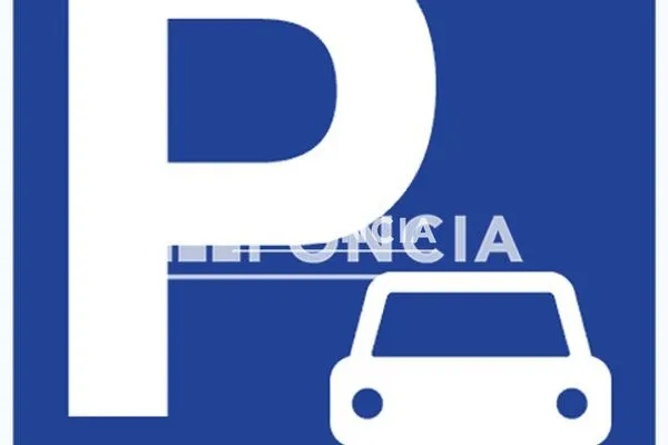 Parking 13 m²