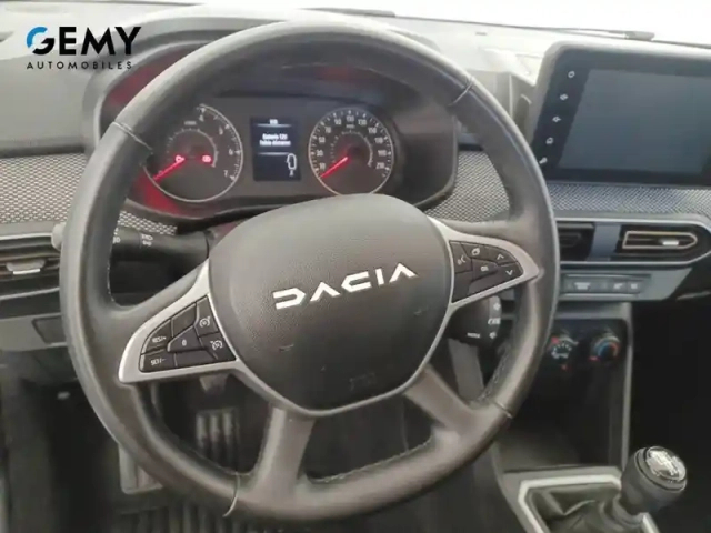Dacia Sandero eco-g 100 — photo 38