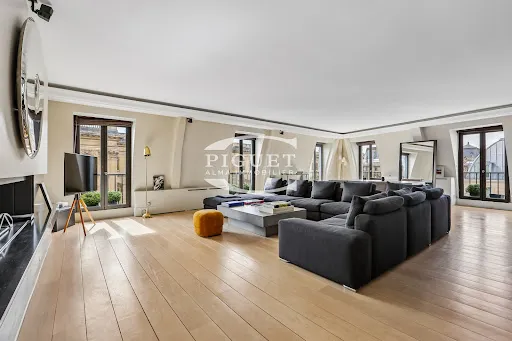 Appartement 4 pièces 176 m²