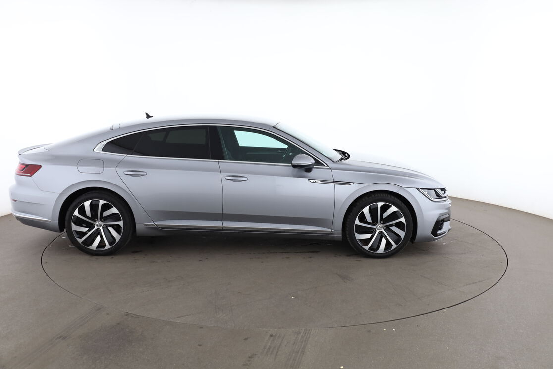 Volkswagen Arteon 2.0 TDI R-Line DSG7 — photo 6