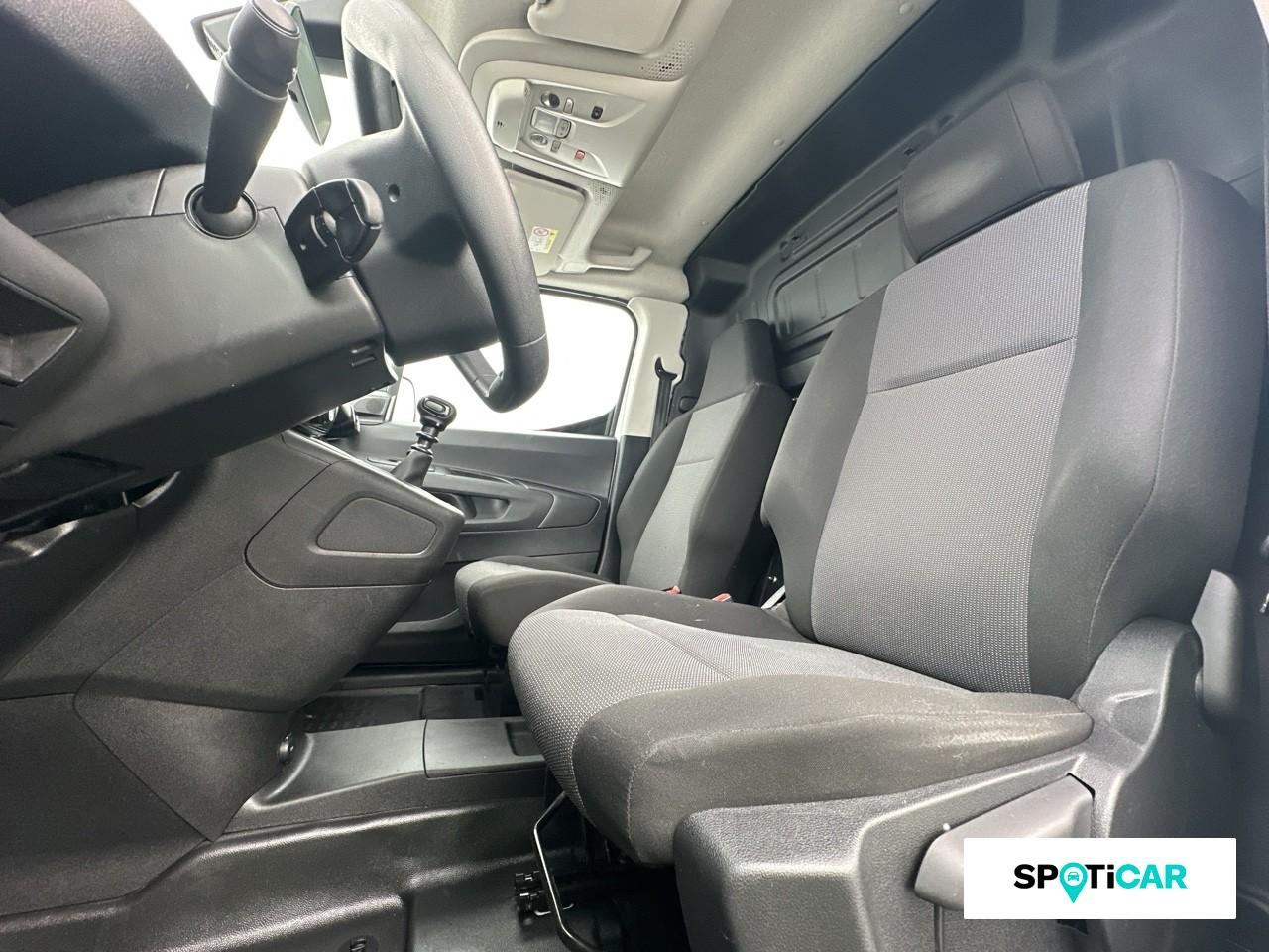 Peugeot Partner standard 650kg puretech 110ch s&s premium — photo 9