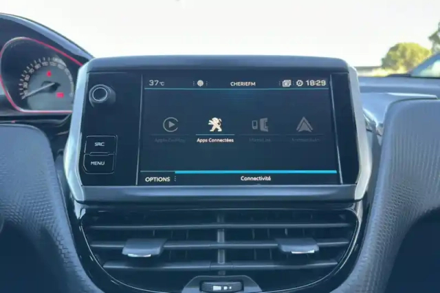 Peugeot 2008 puretech 130ch s&amp;s bvm6 — photo 18