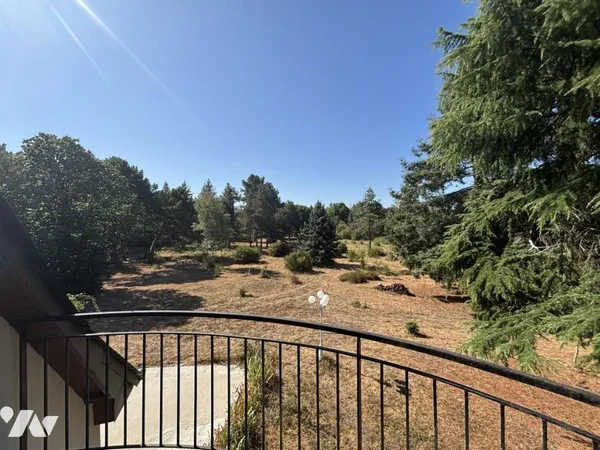 Maison 8 pièces 212 m²