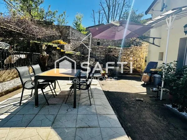 Très jolie maison de 124 m2 sur terrain clos de 420 m2