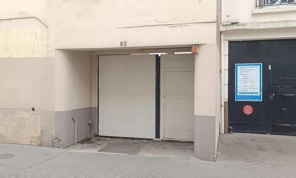 Parking 11 m²