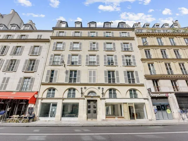 Bureaux 375 m²