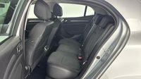 Renault Mégane 1.5 Blue dCi 115ch Evolution — photo 13