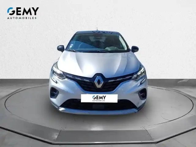 Renault Captur tce 155 edc fap — photo 2