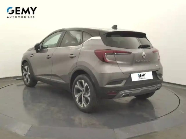 Renault Captur tce 140 edc - 21b — photo 7