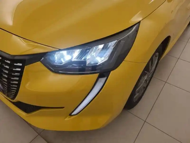 Peugeot 208 puretech 75 s&amp;s bvm5 — photo 46