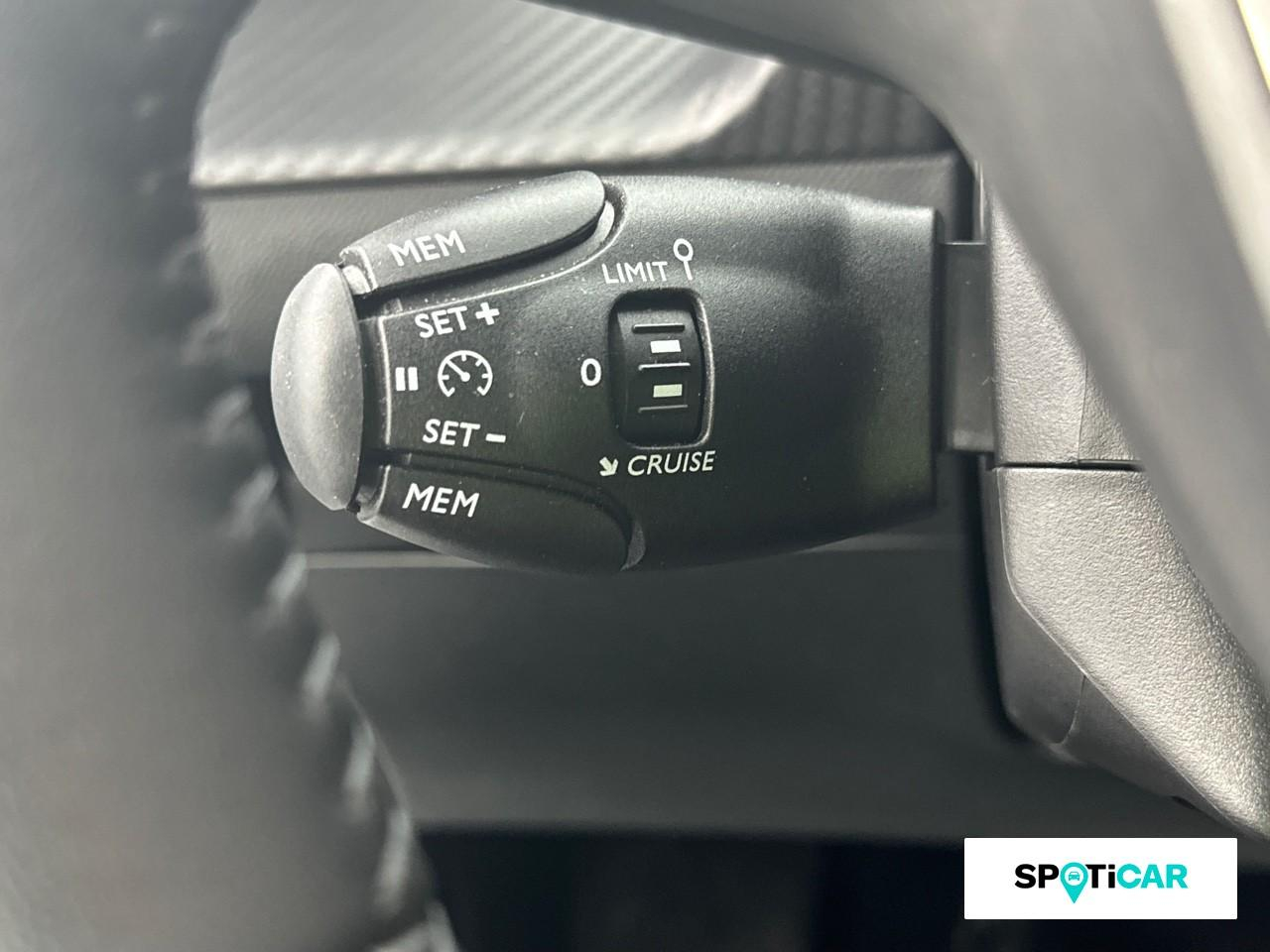 Peugeot 208 1.2 100ch s&s style — photo 18