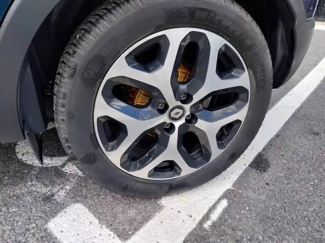 Renault Captur tce 130 fap — photo 13