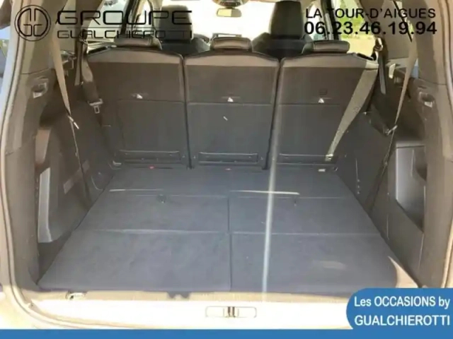 Peugeot 5008 1.5 bluehdi 130ch s&amp;s allure pack eat8 — photo 6