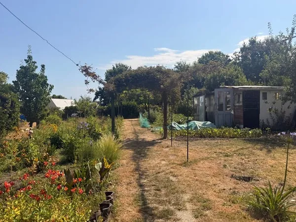 Terrain 409 m²