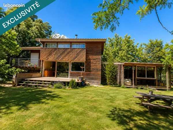 Propriété 5 pièces 164 m²