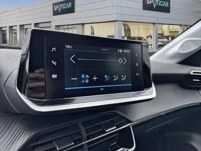 Peugeot 208 puretech 100 s&amp;s bvm6 style — photo 22