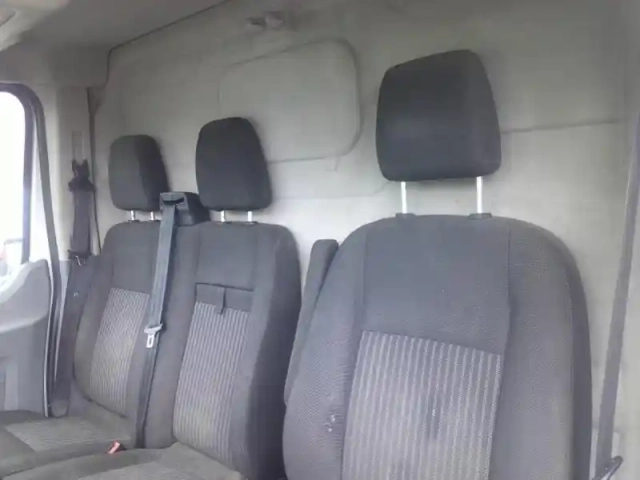 Ford Transit 2t fg t310 l2h2 2.0 ecoblue 130ch trend business — photo 12