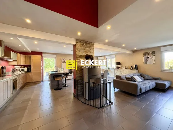 ERNOLSHEIM-SUR-BRUCHE - env. 162 M², 4 CHAMBRES, près de 10