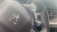 Peugeot 3008 HYBRID 225ch Allure Pack e-EAT8 — photo 24