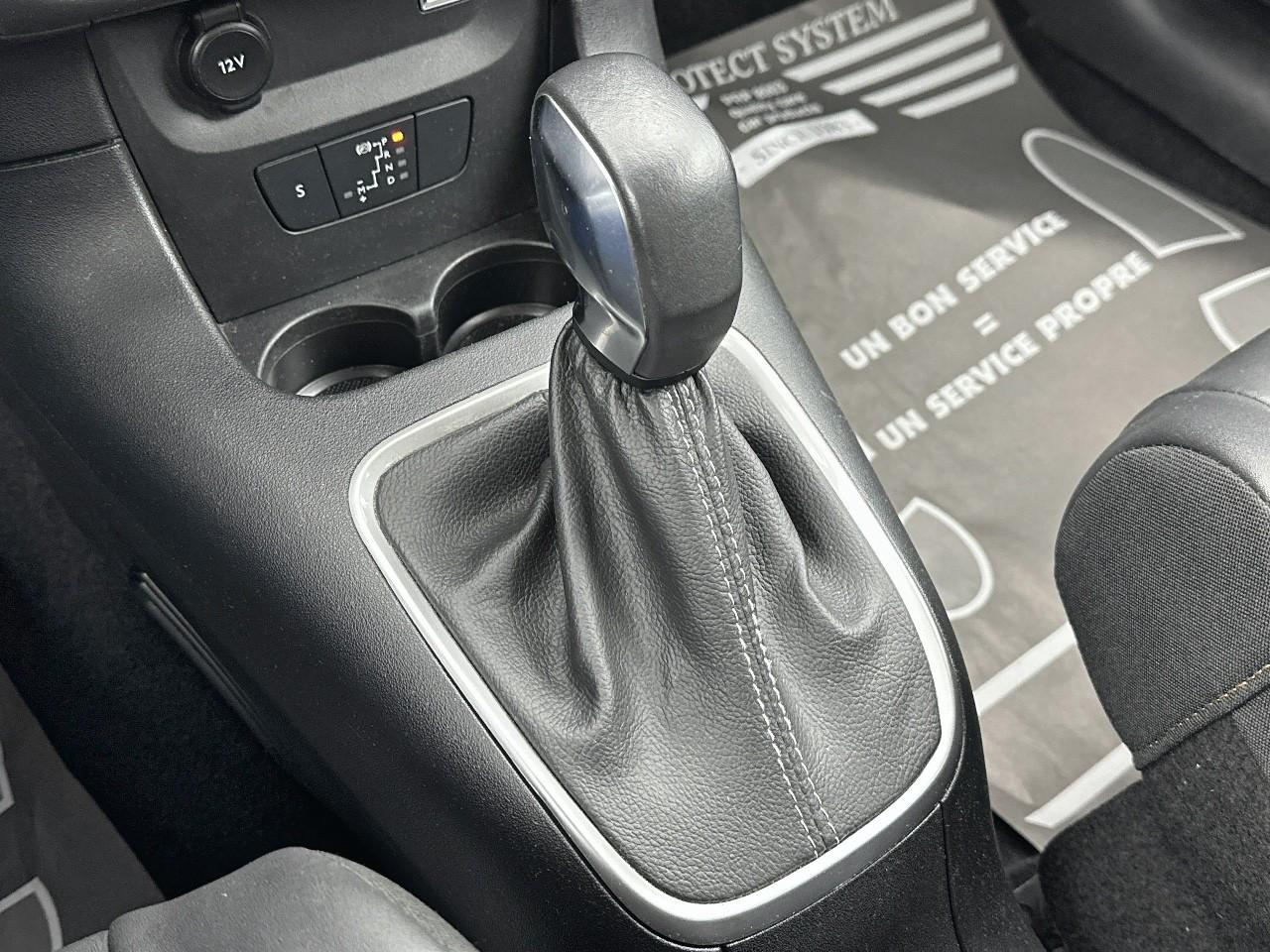 Citroën C3 puretech 110 s&s eat6 shine — photo 27