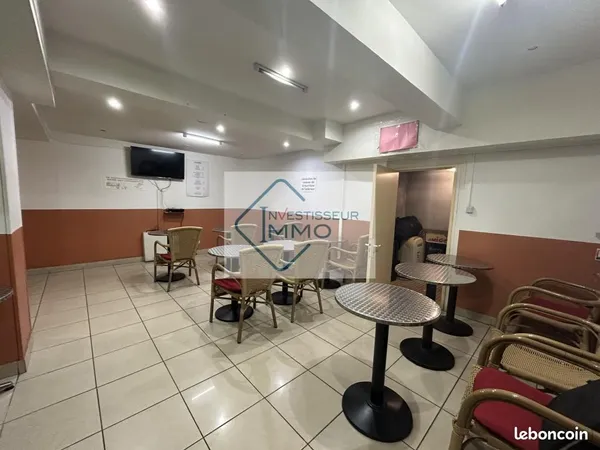 Commerce 137 m²
