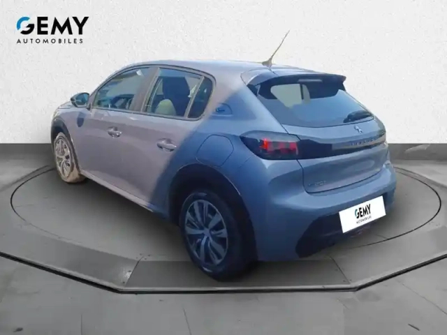 Peugeot 208 electrique 50 kwh 136ch — photo 7