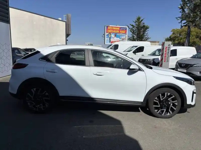 Kia Xceed 1.5 t-gdi 140 ch bvm6 — photo 6