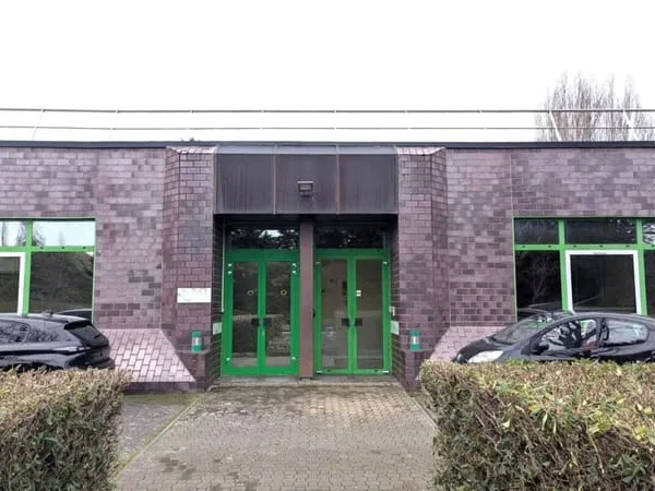 Bureaux 296 m²