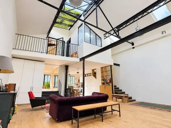 Loft 4 pièces 143 m²