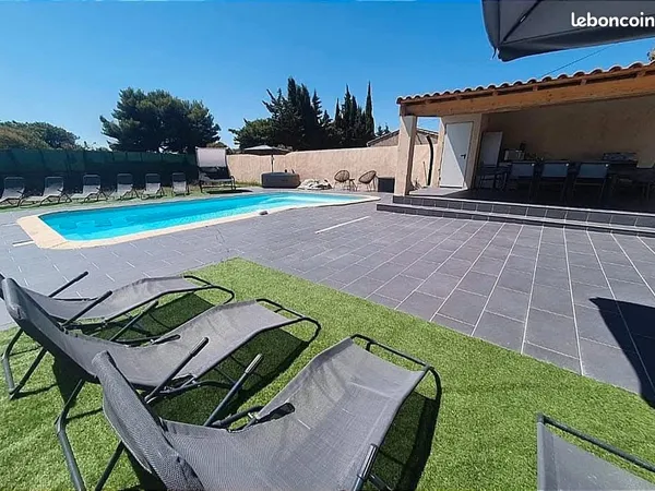 Villa t4-5 1040m2 terrain piscine jacuzzi garage st jean