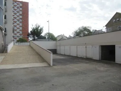 Stationnement Location Rennes   80€