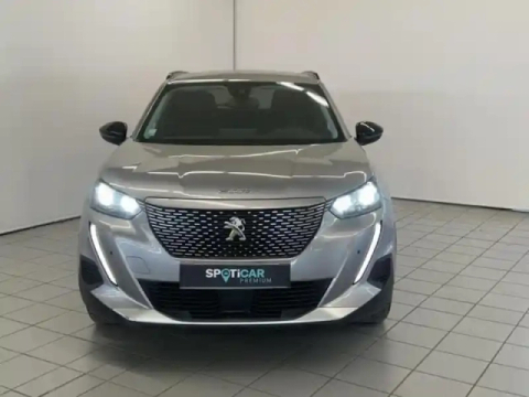 Peugeot 2008 e- 136ch style