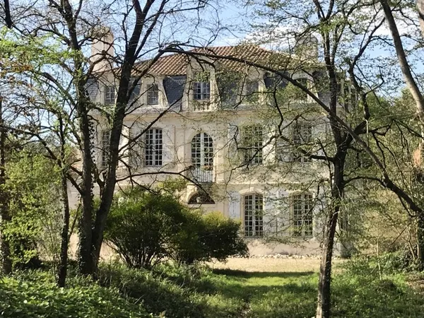 Vends propriété familiale ou touristique dans le Lot-et-Garonne 400m² Clairac