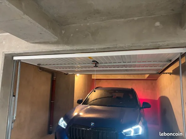 Stationnement Location Cruseilles   150€