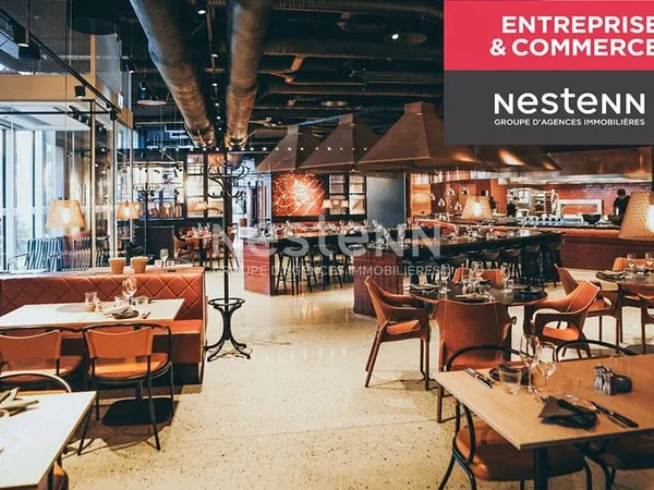 Fond de commerce Restaurant avec licence IV et Pizzeria avec parking et terrasse