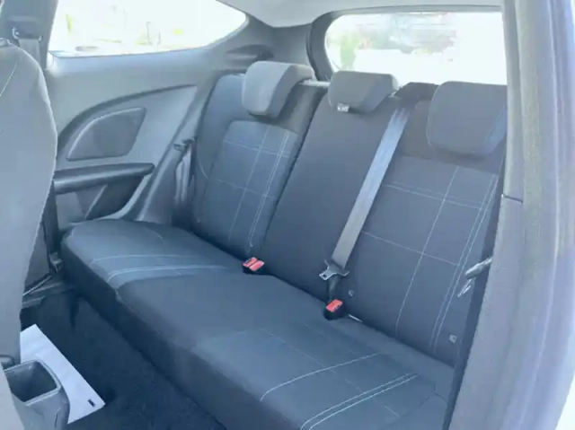 Ford Fiesta 1.0 ecoboost 95ch connect business nav 3p — photo 9