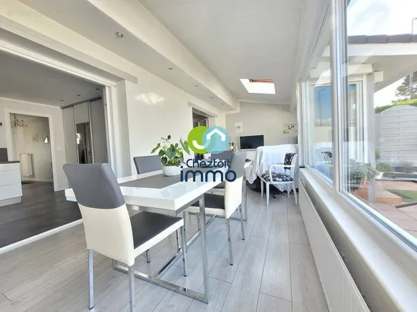 Maison individuelle 4 chambres jardin garage