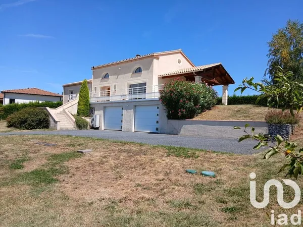 Maison 6 pièces 179 m²