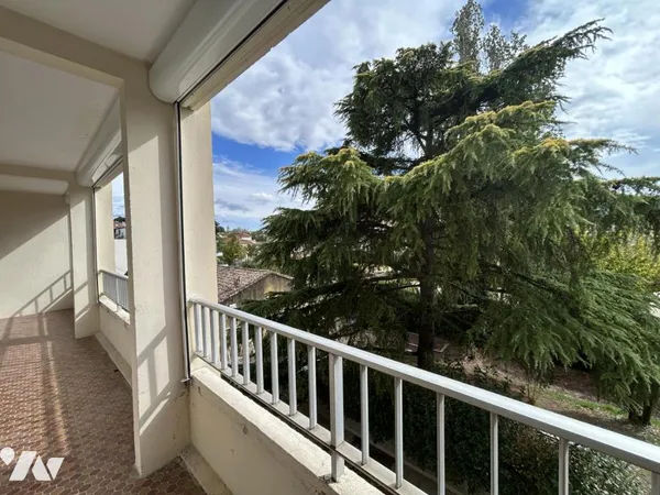Appartement 5 pièces 82 m²